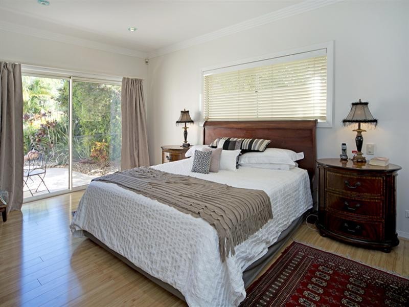 1097 Beechwood Drive, Hope Island QLD 4212