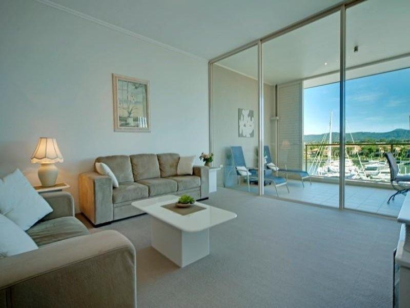 1772 Rialto Quay Drive, Hope Island QLD 4212