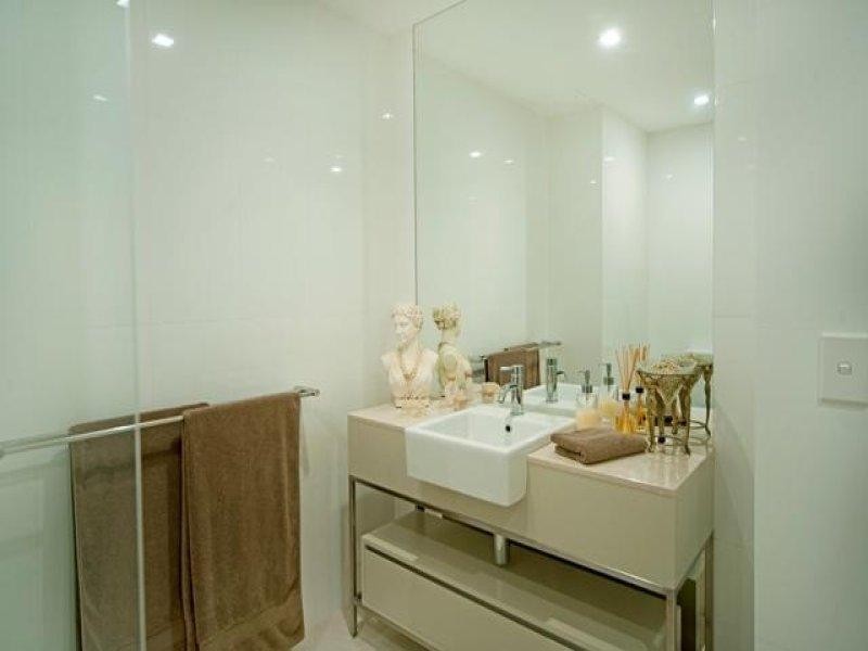 1739 Rialto Quays Drive, Hope Island QLD 4212