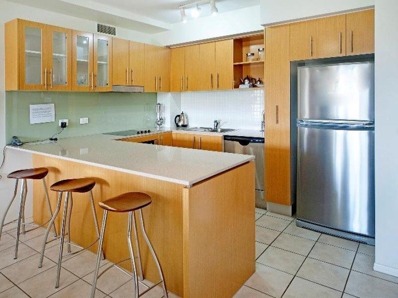 8433 Magnolia Drive East, Hope Island QLD 4212