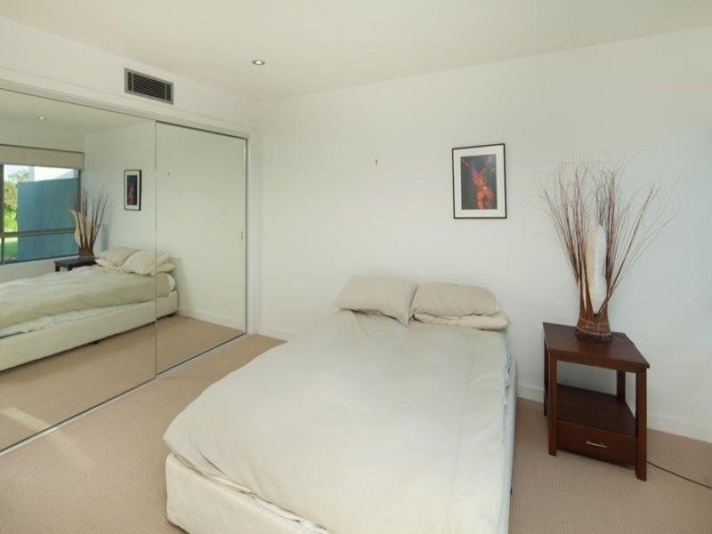 7512 Springfield Drive, Hope Island QLD 4212