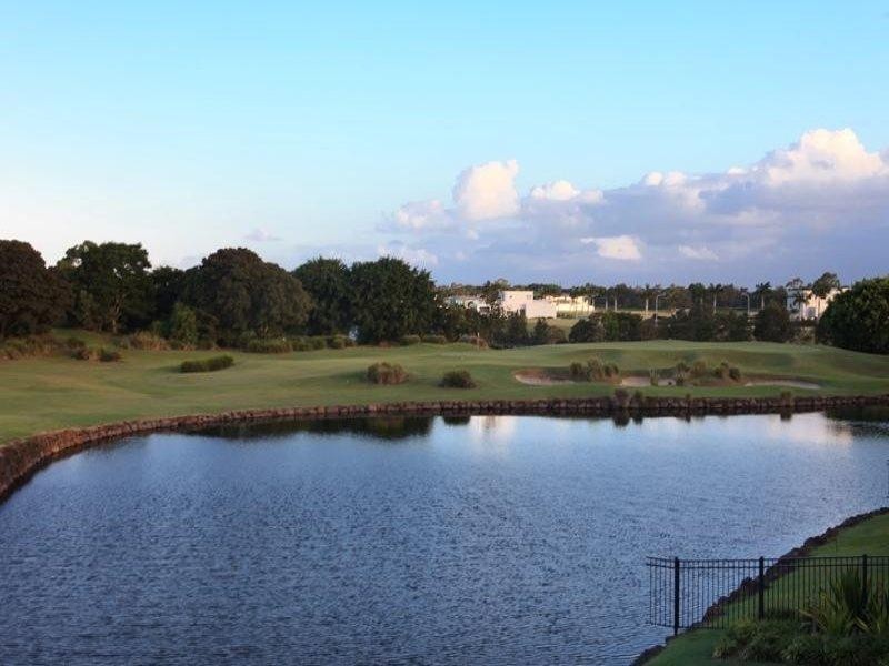 7512 Springfield Drive, Hope Island QLD 4212