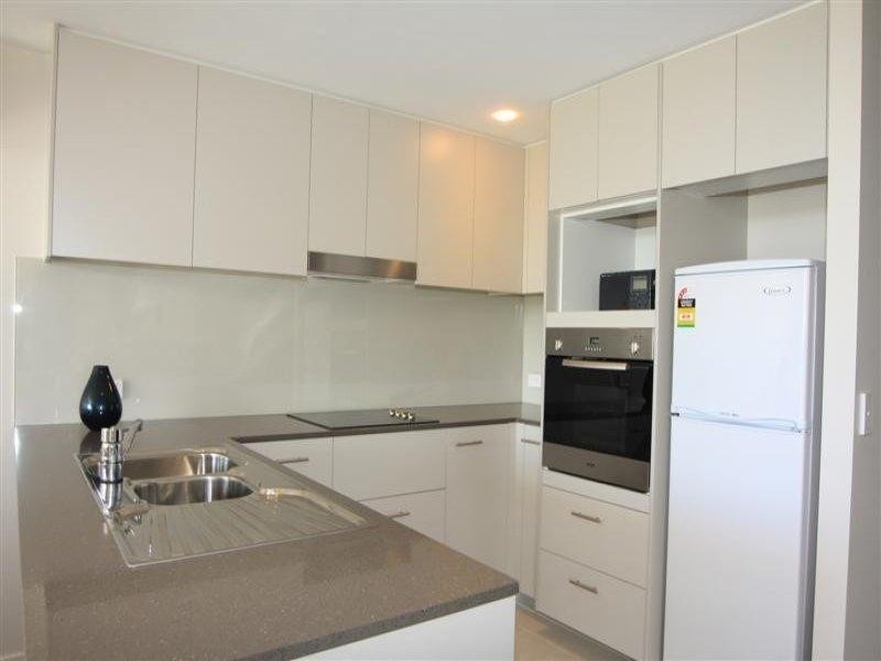 1318/2 Activa Way, Hope Island QLD 4212