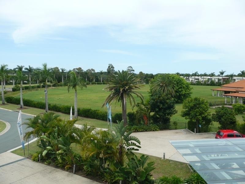 1318/2 Activa Way, Hope Island QLD 4212