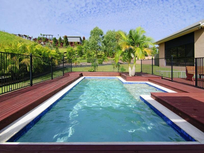 10 Greenacre Way, Maudsland QLD 4210