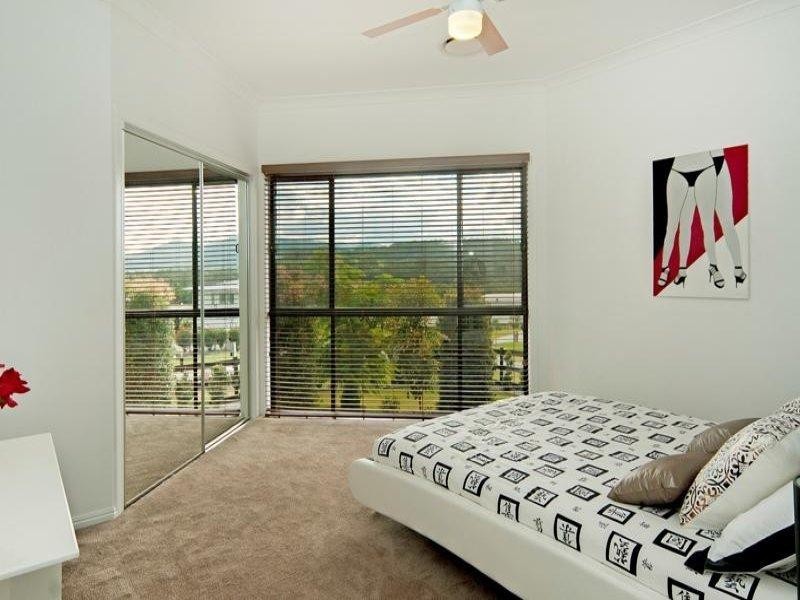 10 Greenacre Way, Maudsland QLD 4210