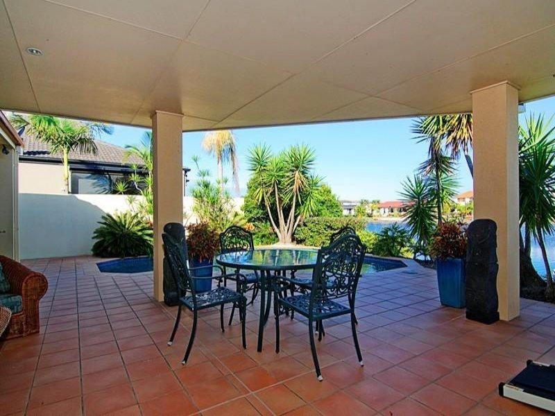 44 The Peninsula, Helensvale QLD 4212