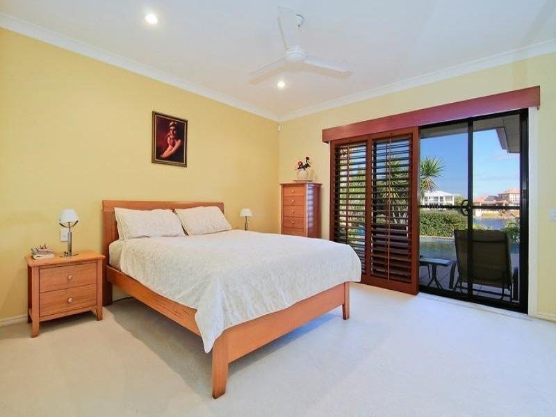 44 The Peninsula, Helensvale QLD 4212