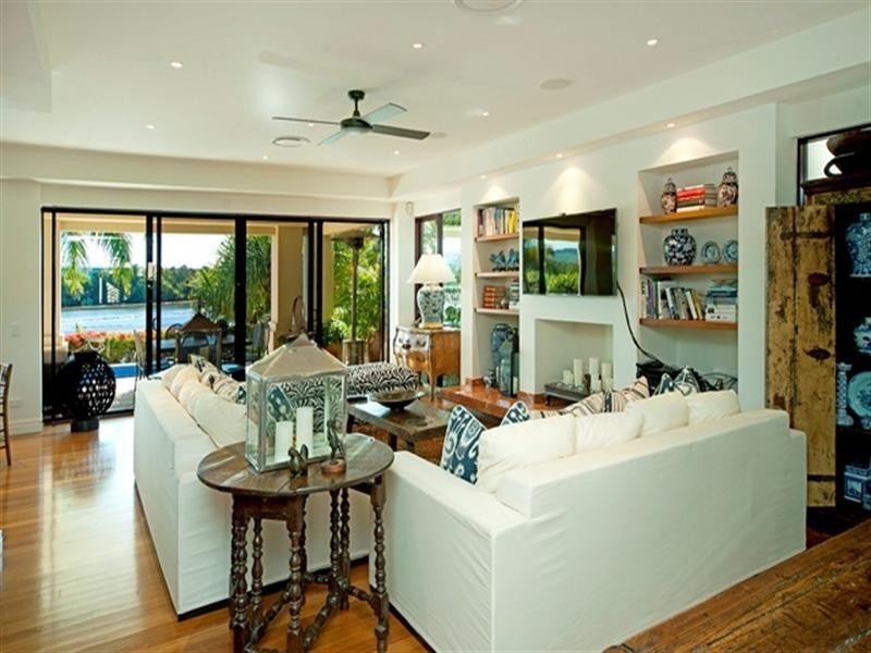 3118 Riverleigh Drive, Hope Island QLD 4212