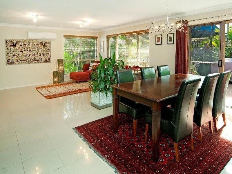 99 Monterey Keys Drive, Helensvale QLD 4212