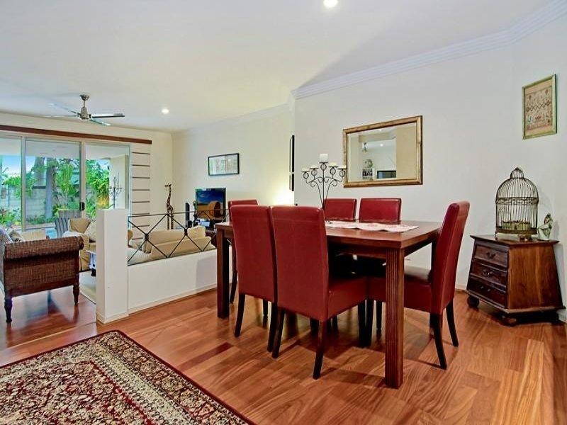 5 Parkwater Point, Helensvale QLD 4212