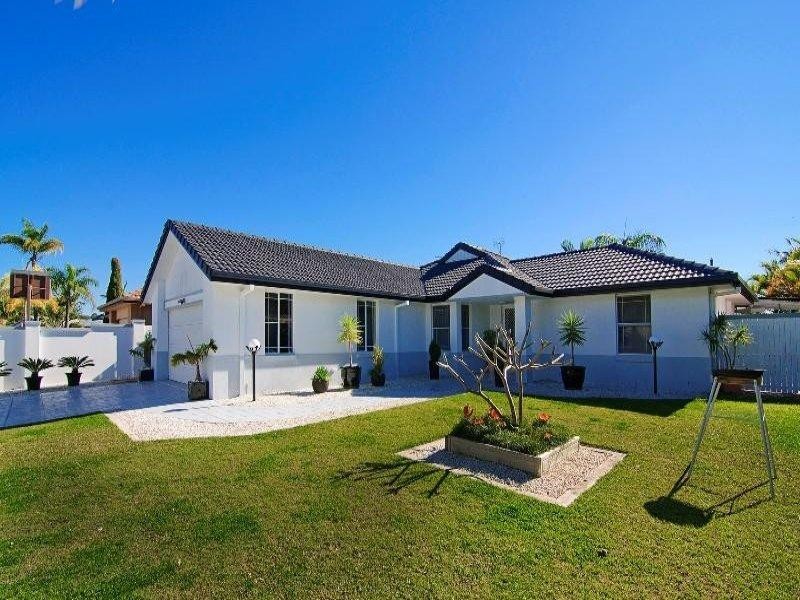 10 Glenwater Crescent, Helensvale QLD 4212