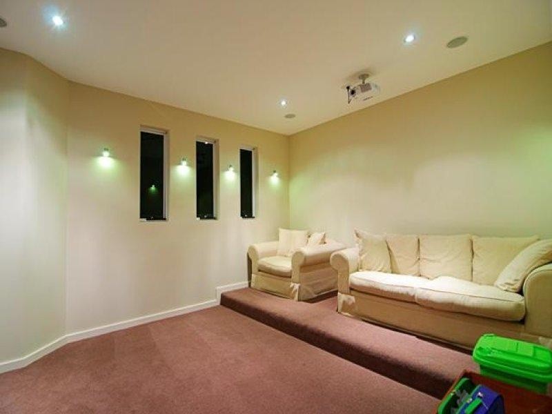 102 Southaven Drive, Helensvale QLD 4212