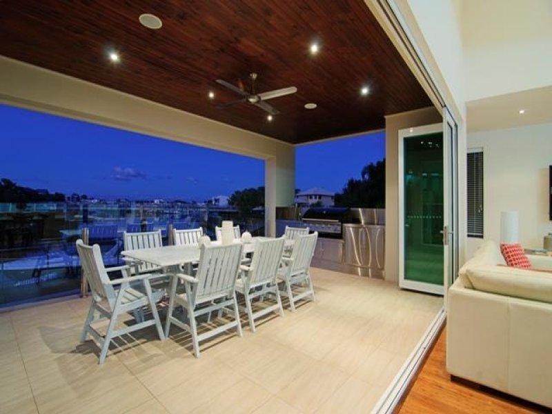 102 Southaven Drive, Helensvale QLD 4212