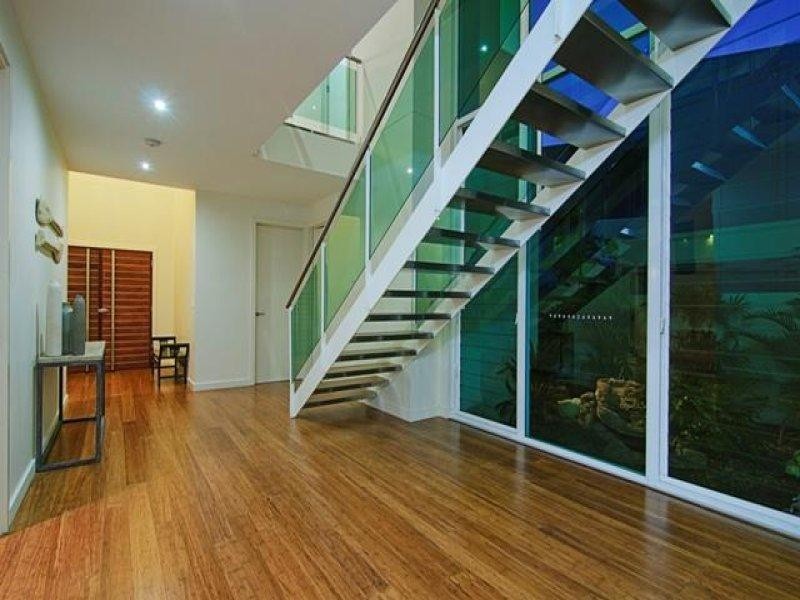 102 Southaven Drive, Helensvale QLD 4212