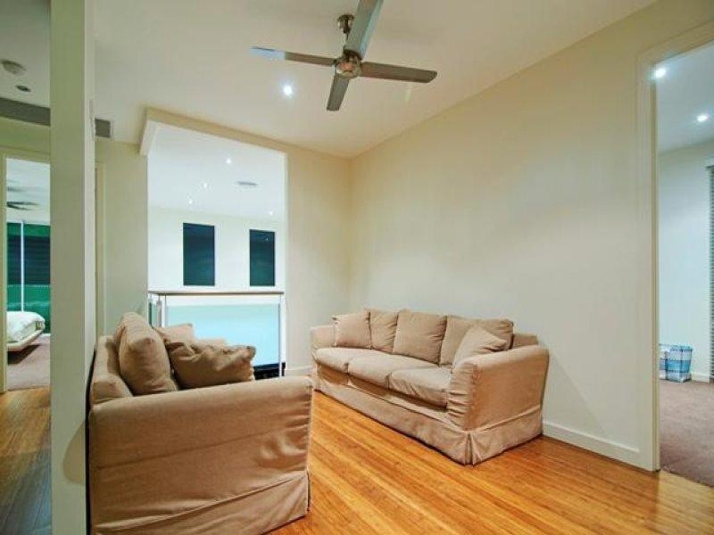 102 Southaven Drive, Helensvale QLD 4212