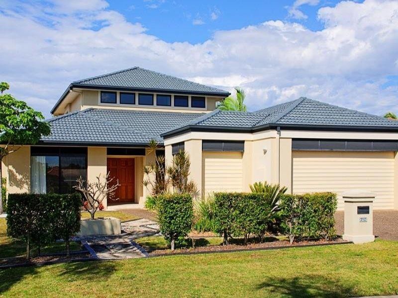 2142 Beaufort Way, Hope Island QLD 4212