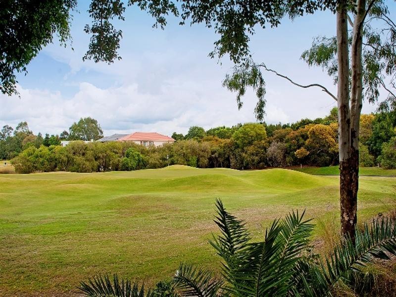 8382 Magnolia Drive, Hope Island QLD 4212