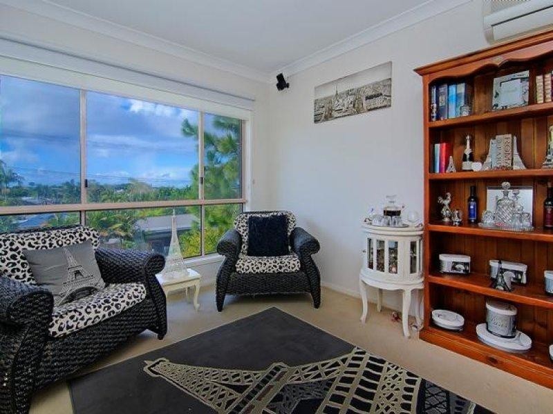 15 Jingella Street, Hope Island QLD 4212