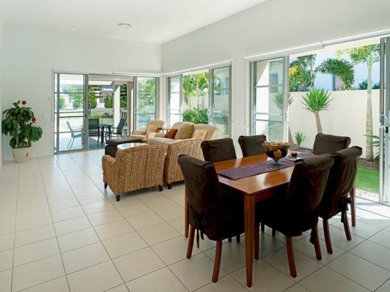 2809 Gracemere Circuit East, Hope Island QLD 4212