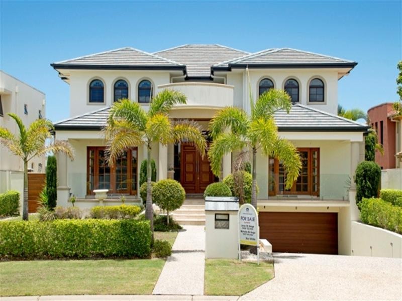 2328 Cressbrook Drive, Hope Island QLD 4212