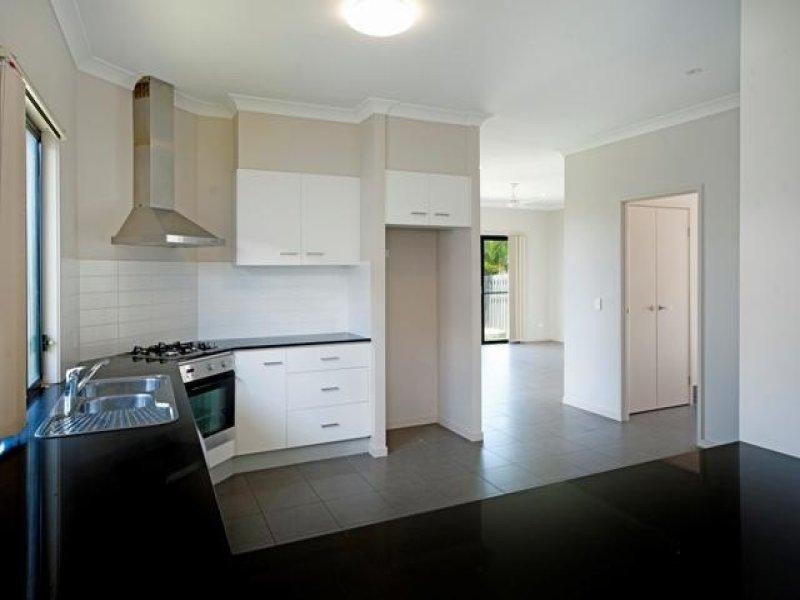 101/19 Santa Barbara Road, Hope Island QLD 4212