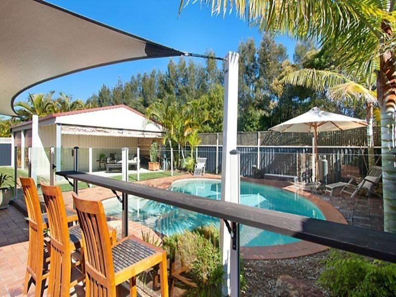 18 Rosswood Court, Helensvale QLD 4212