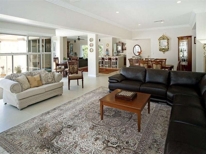 1616 Rosebank Way West, Hope Island QLD 4212