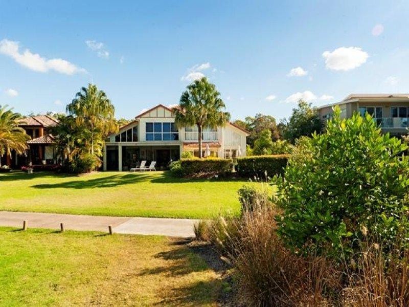 5201 Marine Drive West, Sanctuary Cove QLD 4212