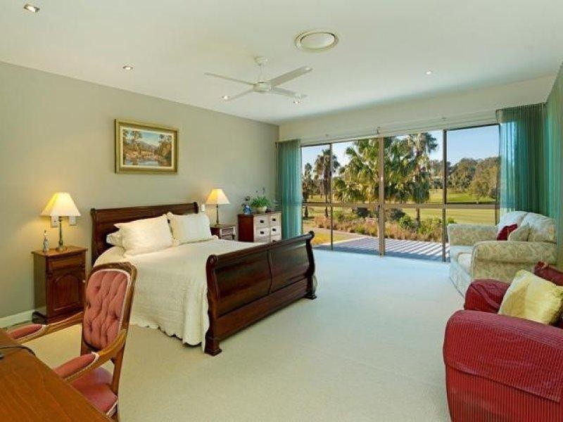 5201 Marine Drive West, Sanctuary Cove QLD 4212