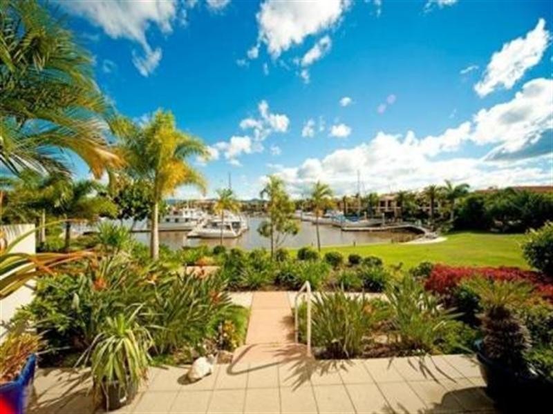 1755 Rialto Quay Drive, Hope Island QLD 4212