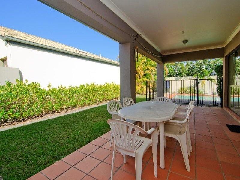 536 Oyster Cove Promenade, Helensvale QLD 4212