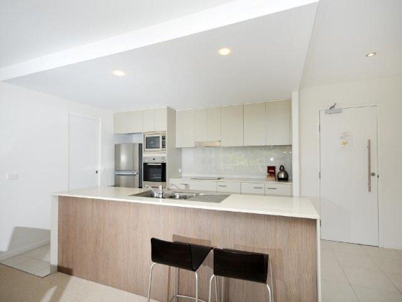 2210/2 Activa Way, Hope Island QLD 4212