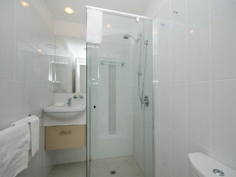 2210/2 Activa Way, Hope Island QLD 4212