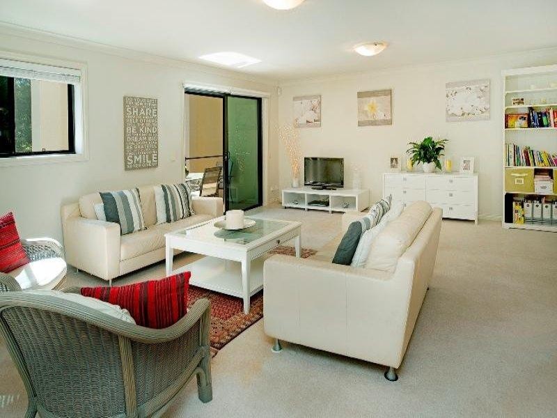 8849 Magnolia Drive East, Hope Island QLD 4212