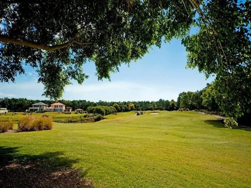 8849 Magnolia Drive East, Hope Island QLD 4212