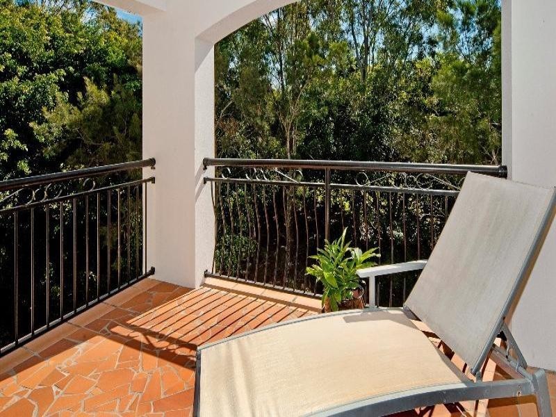 8849 Magnolia Drive East, Hope Island QLD 4212