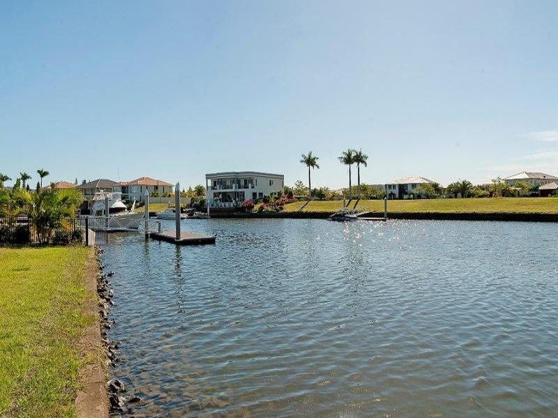 2209 Taromeo Court, Hope Island QLD 4212