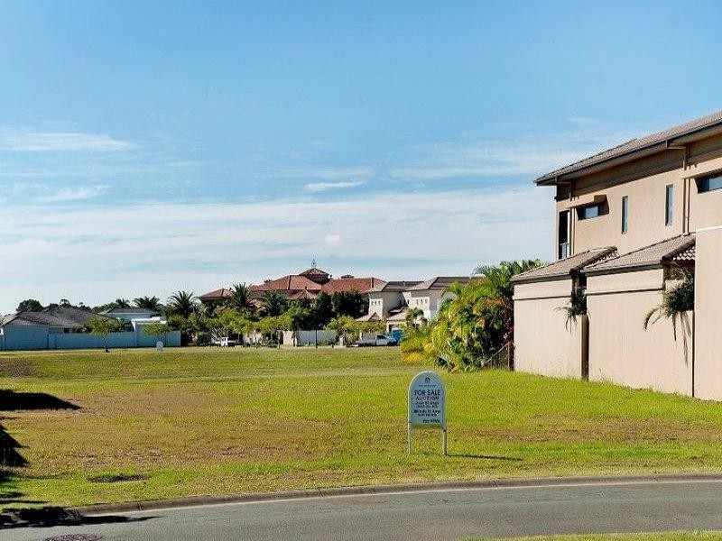 2209 Taromeo Court, Hope Island QLD 4212