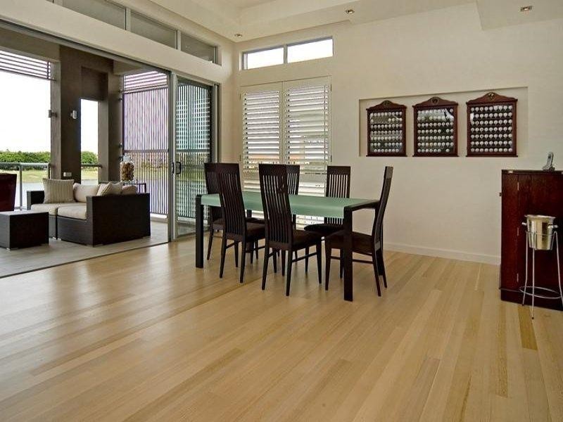 6081 Lugano Drive, Hope Island QLD 4212