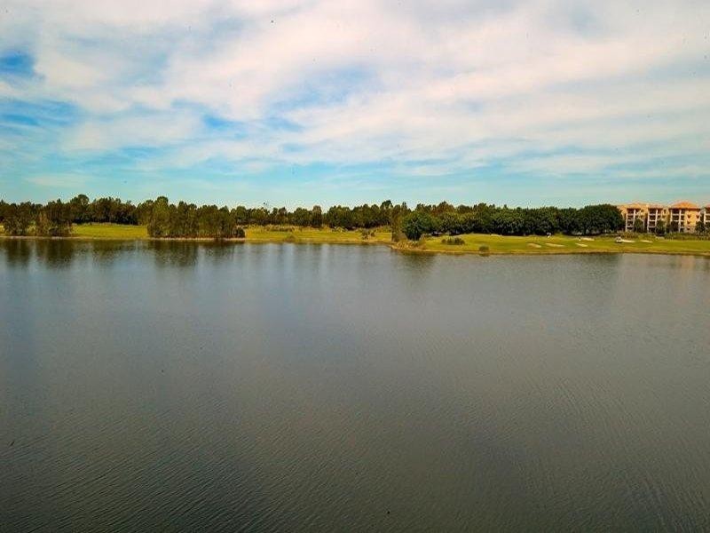 6081 Lugano Drive, Hope Island QLD 4212