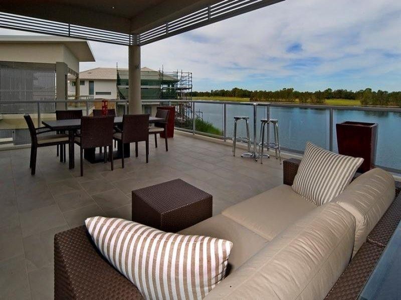 6081 Lugano Drive, Hope Island QLD 4212