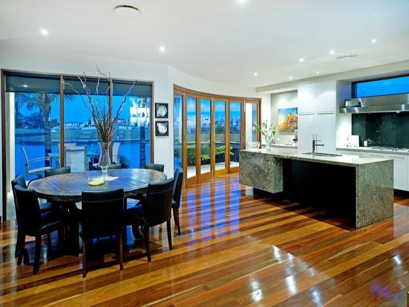 29 Ferrymans Court, Helensvale QLD 4212