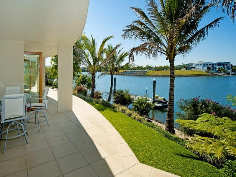 29 Ferrymans Court, Helensvale QLD 4212