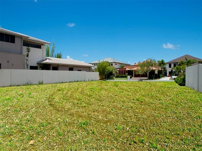 2335 Cressbrook Drive, Hope Island QLD 4212