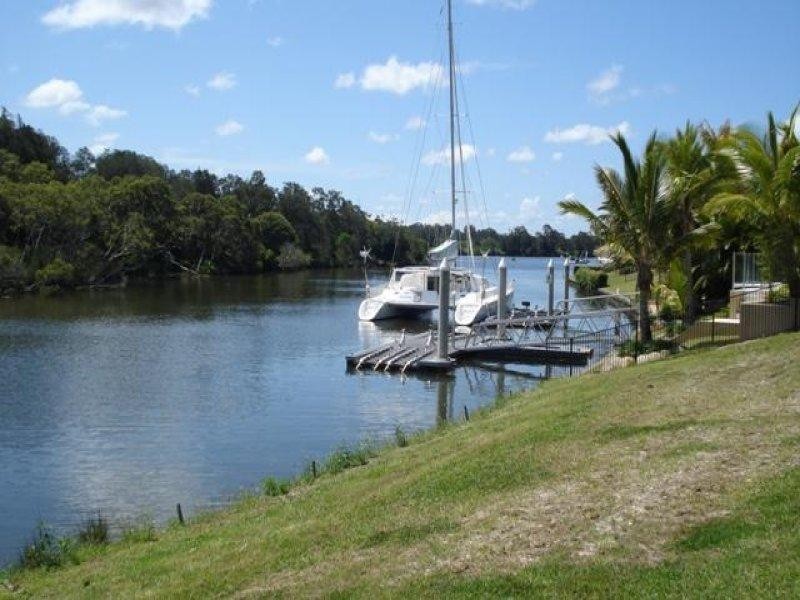 2520 Gracemere Circuit North, Hope Island QLD 4212