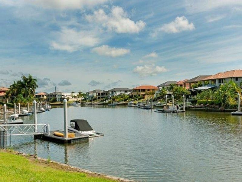 2173 Beaufort Way, Hope Island QLD 4212