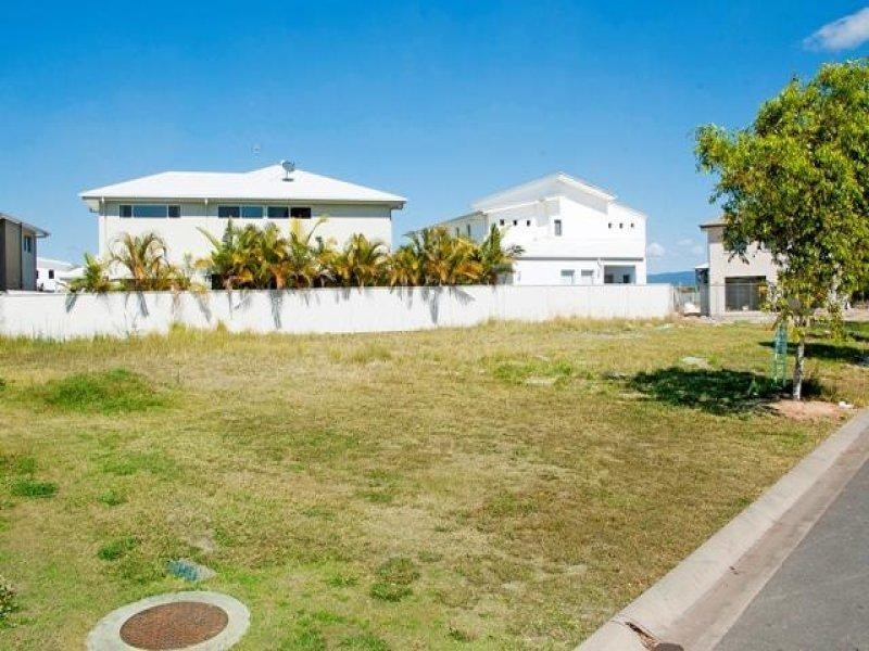 3 Rhodium Crescent, Hope Island QLD 4212