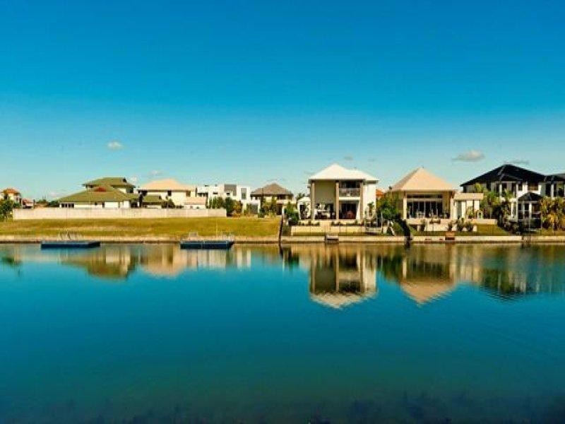 28 Parkview Place, Helensvale QLD 4212