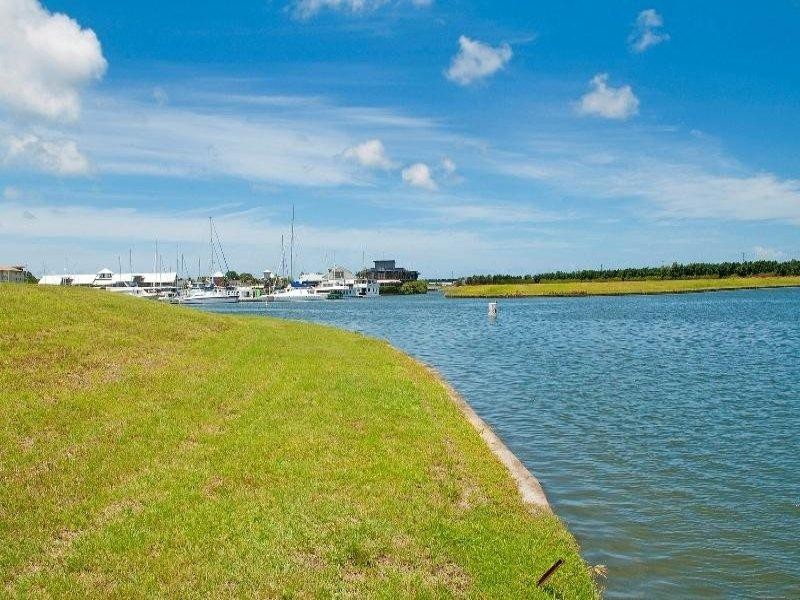 2629 Virginia Drive, Hope Island QLD 4212